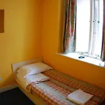 Avalon House Hostel