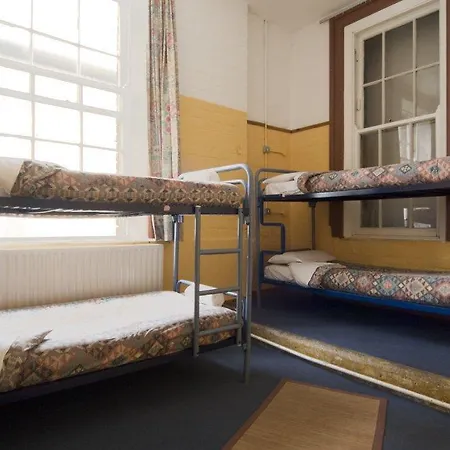Hostel Avalon House