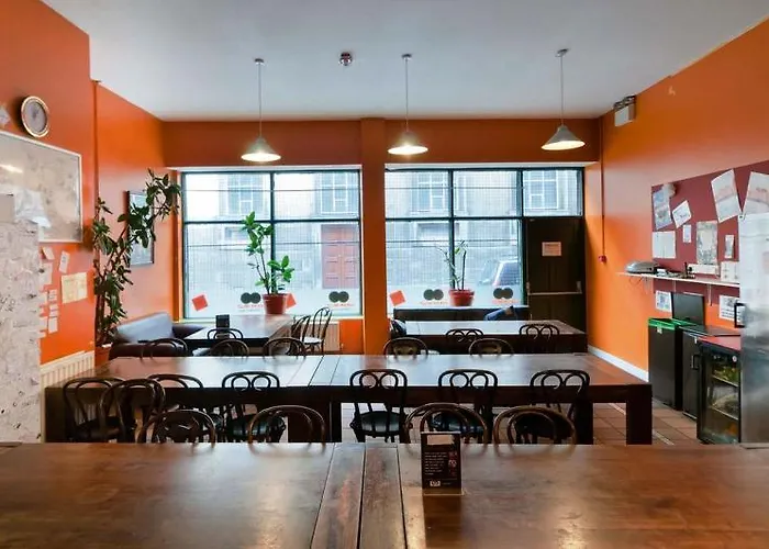 Avalon House * Дублин